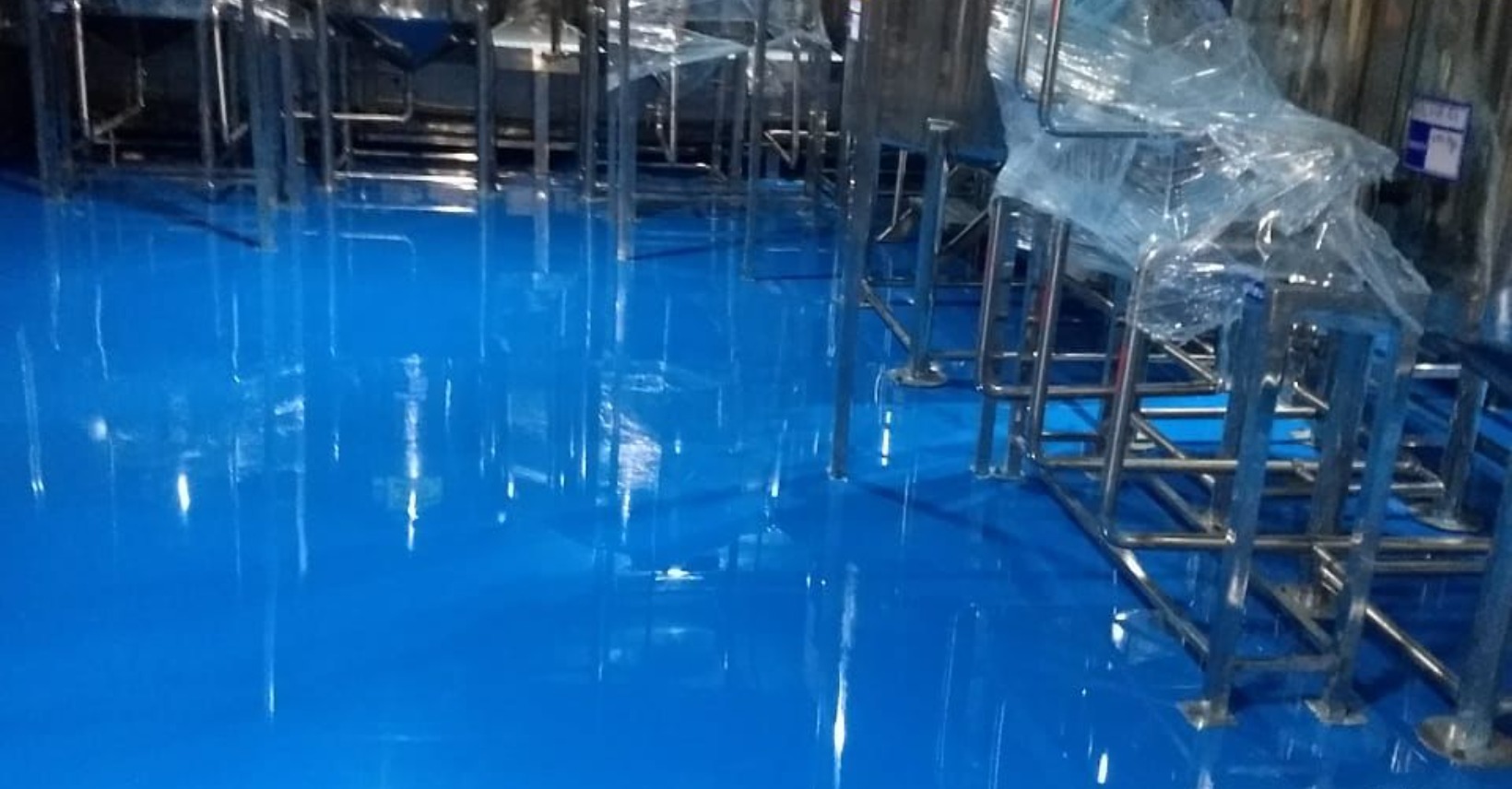 Continuous flooring system